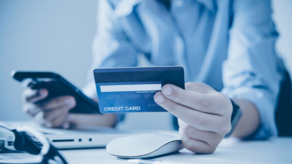 Fazer o Parcelamento Do Seu Cartão De Crédito Se Tornar Investimento